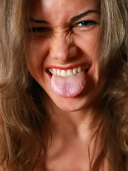 Perfectly shaped teen posing nude for the first time